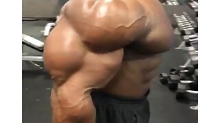 Muscle Hunk Gym Work Out