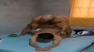 Beefy stud smahing and whiny little fag