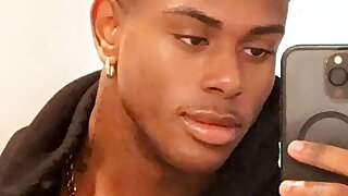 8 SEXY HUGE COCK BLACK TIKTOKER Siah Artis PRETTYSKINBOI ONLYFANS LEAKED