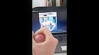 Jacking off to Andrei Deiu part 2