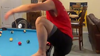 Str8 boy can get those legs up huh