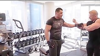 Over 40 Bodybuilder Mike Lynn