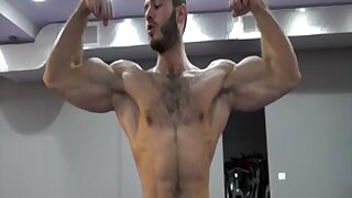Ripped Veiny Muscles getting sweaty