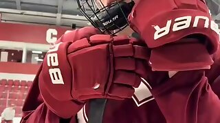 Having some fun with the hockey team asking them some questions. Tiktok @colgatemih