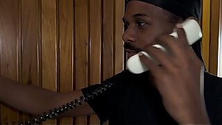 Neg&atilde;o roludo deu 2 leitadas no cliente safado &period;