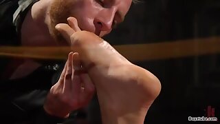 PIERCE SEMENTAL ESCLAVO