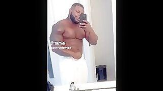 Sexy Black Bodybuilder