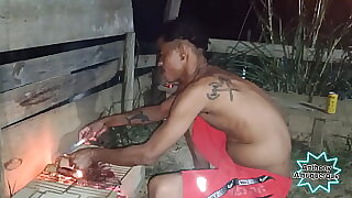 Depois do churrasco&comma;o churrasqueiro provou da minha lingui&ccedil;a filme completo no Red&excl;