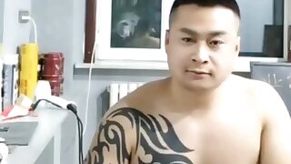 Cumming Asian dads are the best.