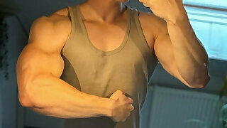 36 Cutie Sexy muscle blond Tiktoker Tim Laurenz timlaurenz OnlyFans porn
