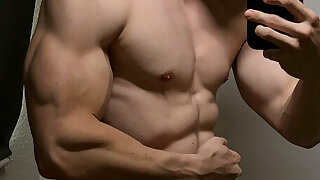 1 Cutie Sexy muscle blond Tiktoker Tim Laurenz timlaurenz OnlyFans porn