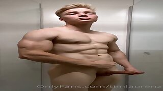 36 Cutie muscle blond TikTok cosplayer Tim Laurenz timlaurenz OnlyFans porn