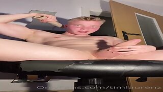 62 Cutie muscle blond TikTok cosplayer Tim Laurenz timlaurenz OnlyFans porn