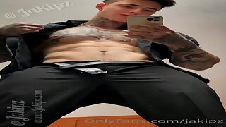 113  humongous cock tiktoker  Jakipz Jake Andrich Onlyfans