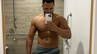 154 Black Hunk Reegswood  onlyfans leaked