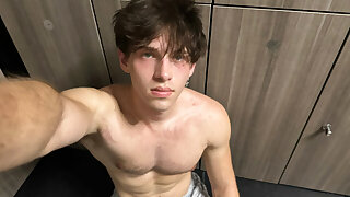 136    GAY  MUSCLE FAGGOT CUMSLUT WHORE Chase Stobbe cmschse Onlyfans porn LEAKED