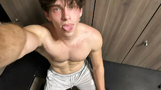 135    GAY  MUSCLE FAGGOT CUMSLUT WHORE Chase Stobbe cmschse Onlyfans porn LEAKED