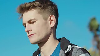 Salope avec ruban bleu