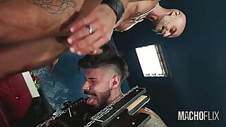 DOMINADOR ME PRENDEU E ME FEZ DE F&Ecirc;MEA JUNTO COM OUTRA PUTINHA&period; - FREE