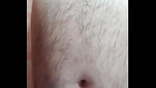 Fantasias de una crossdresser&colon; Mojar con leche el panty de tu amante