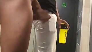 Giving a helping hand in the gym