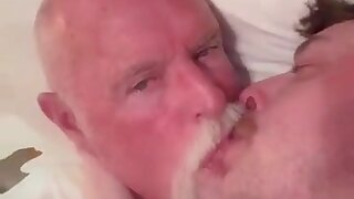 Hot kiss